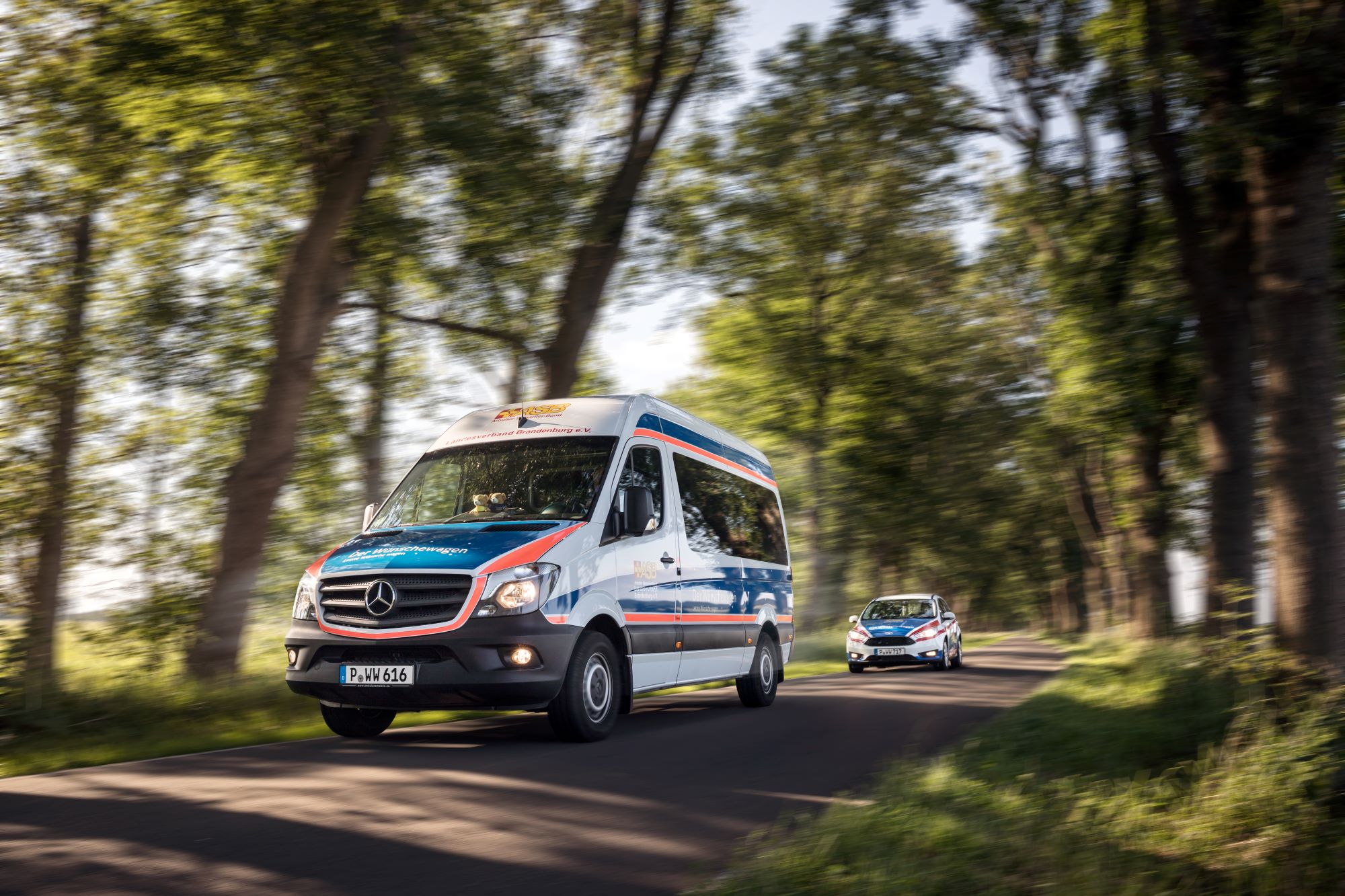 Pressefoto 2_ASB-Wünschewagen.jpg