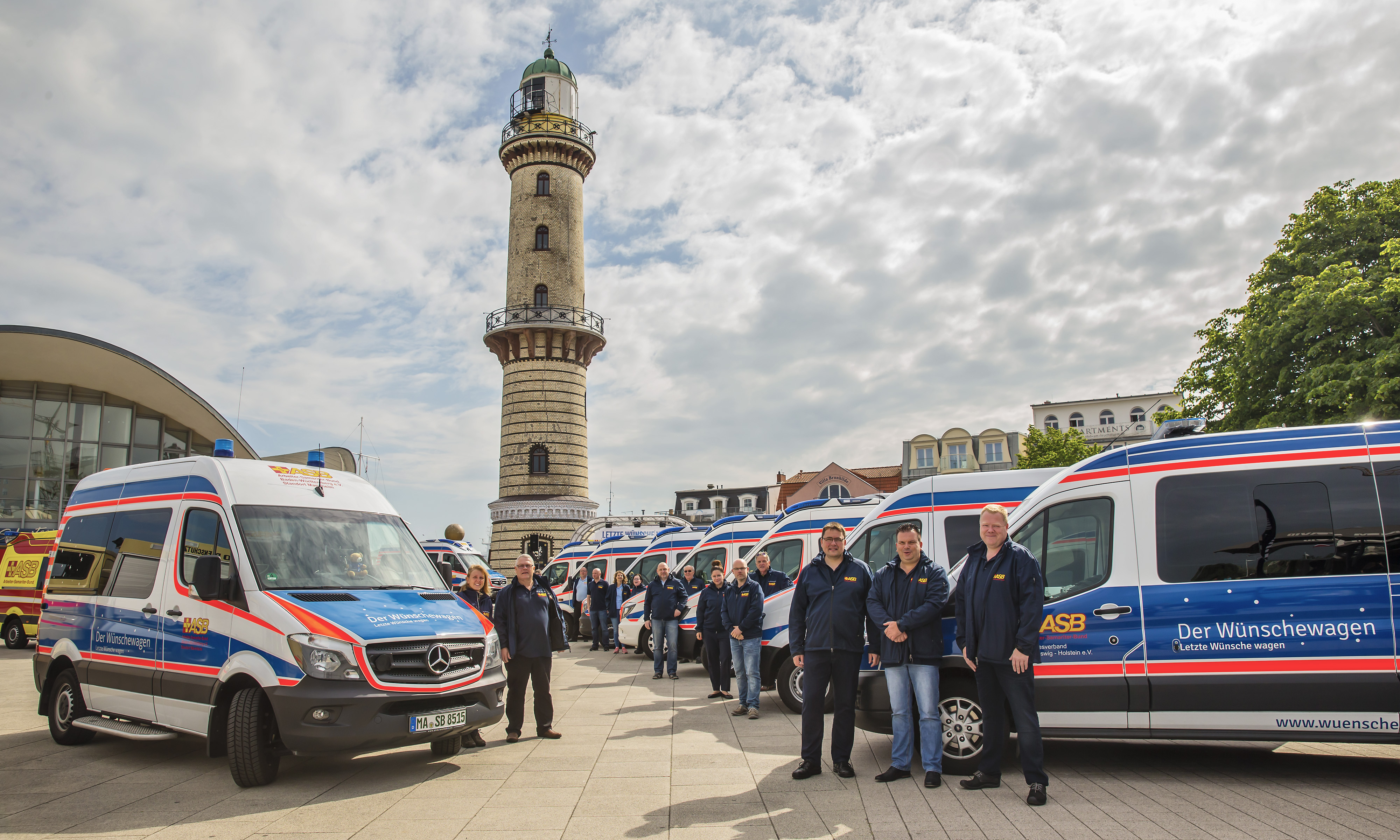 Start des zehnten Wuenschewagens in Warnemuende! 