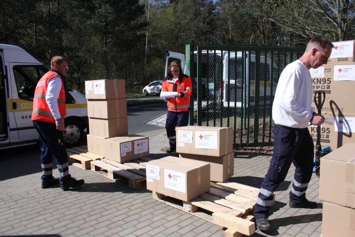 Foto 6_Die Samariterin und Samariter aus Nauen belieferten Einrichtungen in Barndenburg Havel und im Westhavelland_klein.jpg